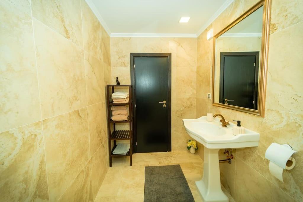 Lux Apart Karlovo Exterior foto